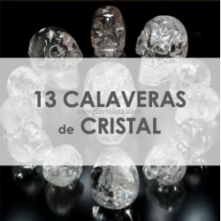 13 CALAVERAS DE CRISTAL